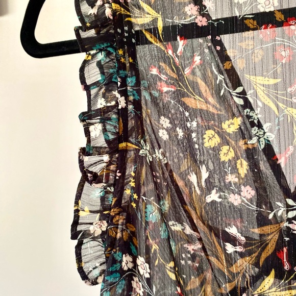 Zara Floral Ruffle Sleeve Blouse - Picture 5 of 6
